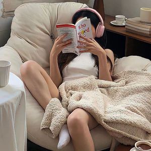 韩国人的一区二区黄带片子
